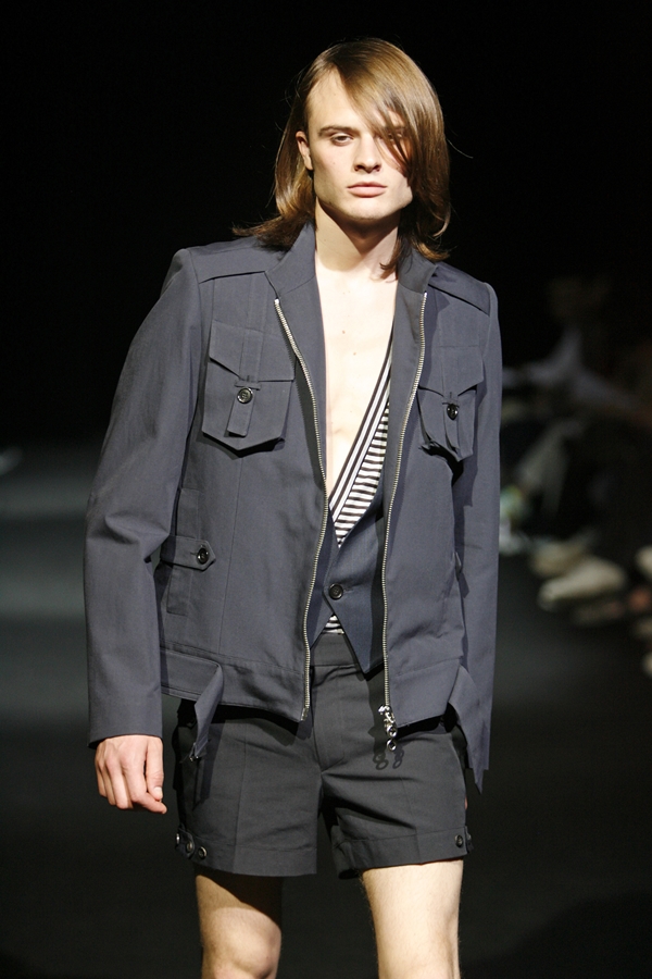 JEROEN VAN TUYL SPRING SUMMER 2007 MENSWEAR PARIS
© PHOTO PETER STIGTER