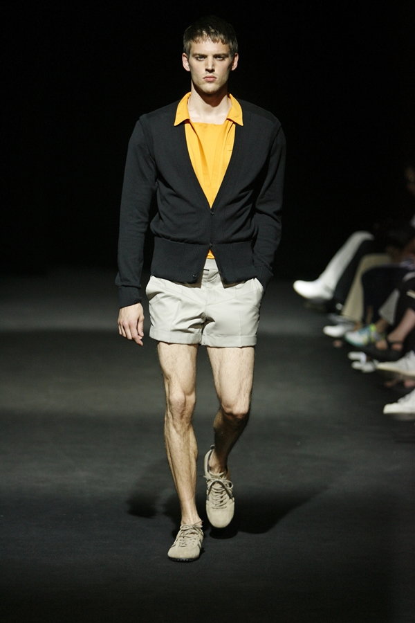 JEROEN VAN TUYL SPRING SUMMER 2007 MENSWEAR PARIS
© PHOTO PETER STIGTER