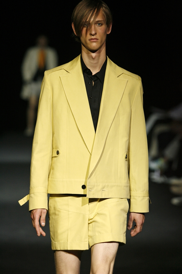 JEROEN VAN TUYL SPRING SUMMER 2007 MENSWEAR PARIS© PHOTO PETER STIGTER