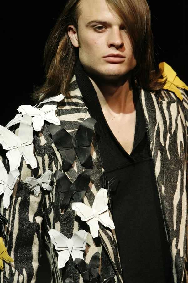 JEROEN VAN TUYL SPRING SUMMER 2007 MENSWEAR PARIS
© PHOTO PETER STIGTER