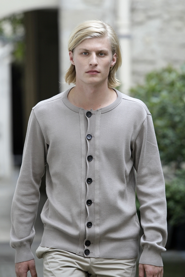 PHOTO © PETER STIGTER 
FILENAME IS DESIGNER NAME 
SPRING/SUMMER 2011